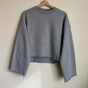 H&M Cropped Grey Sweatshirt